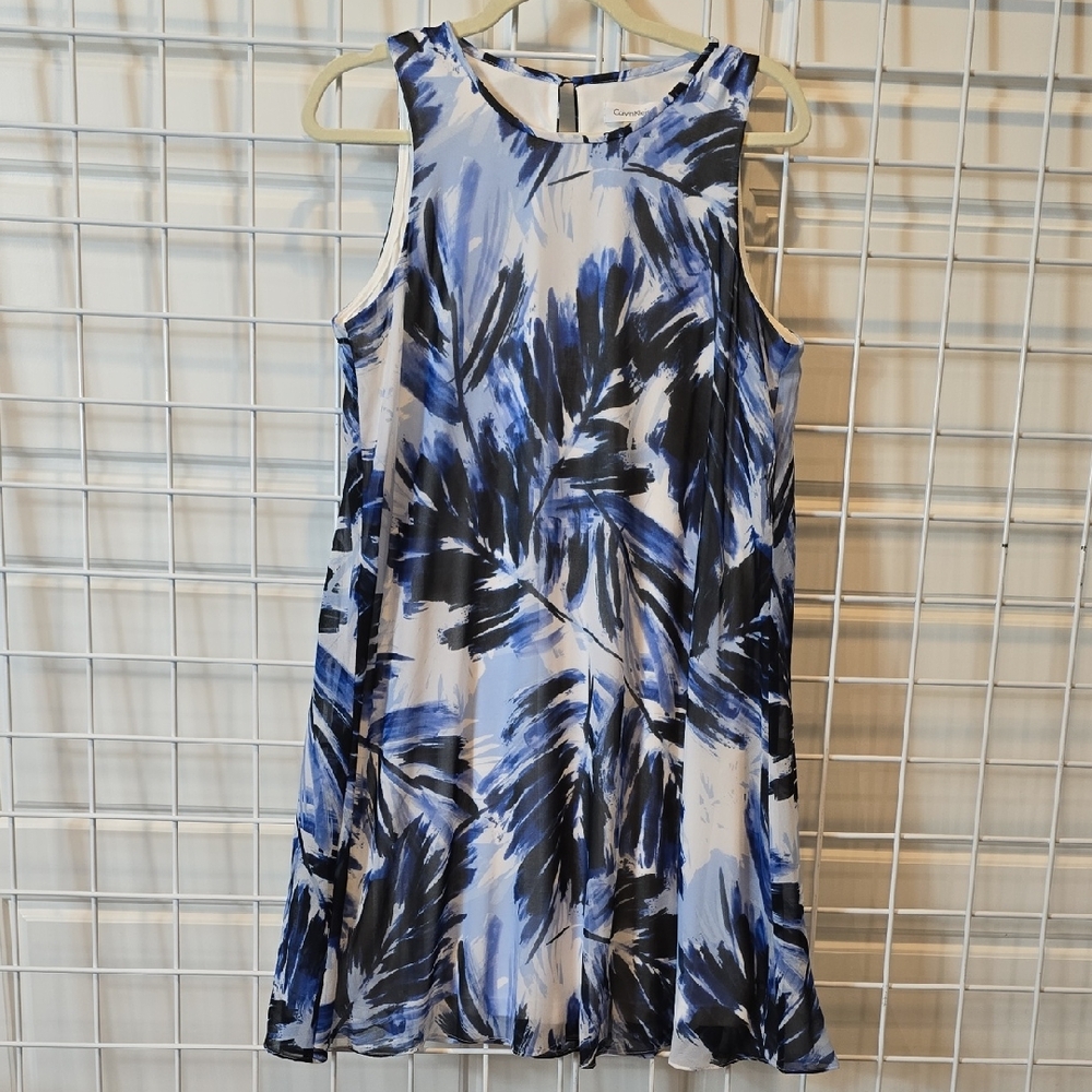 Calvin Klein Abstract‎ Blue and White Knee Length Dress Size 12